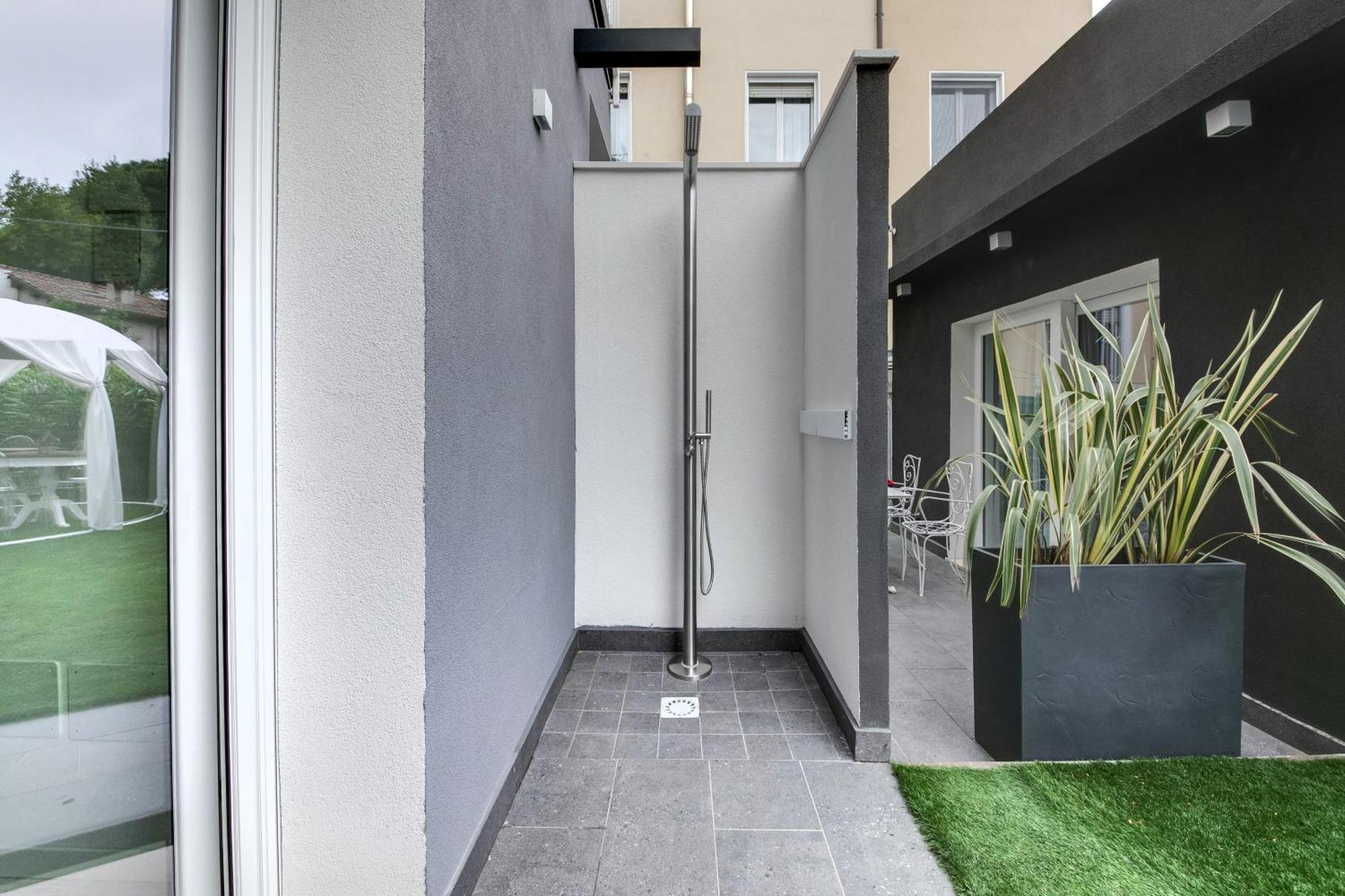 Villa Monti Suites&Aparts Cesenatico Eksteriør billede