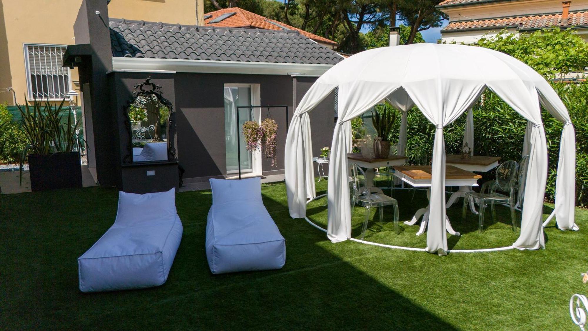 Villa Monti Suites&Aparts Cesenatico Eksteriør billede