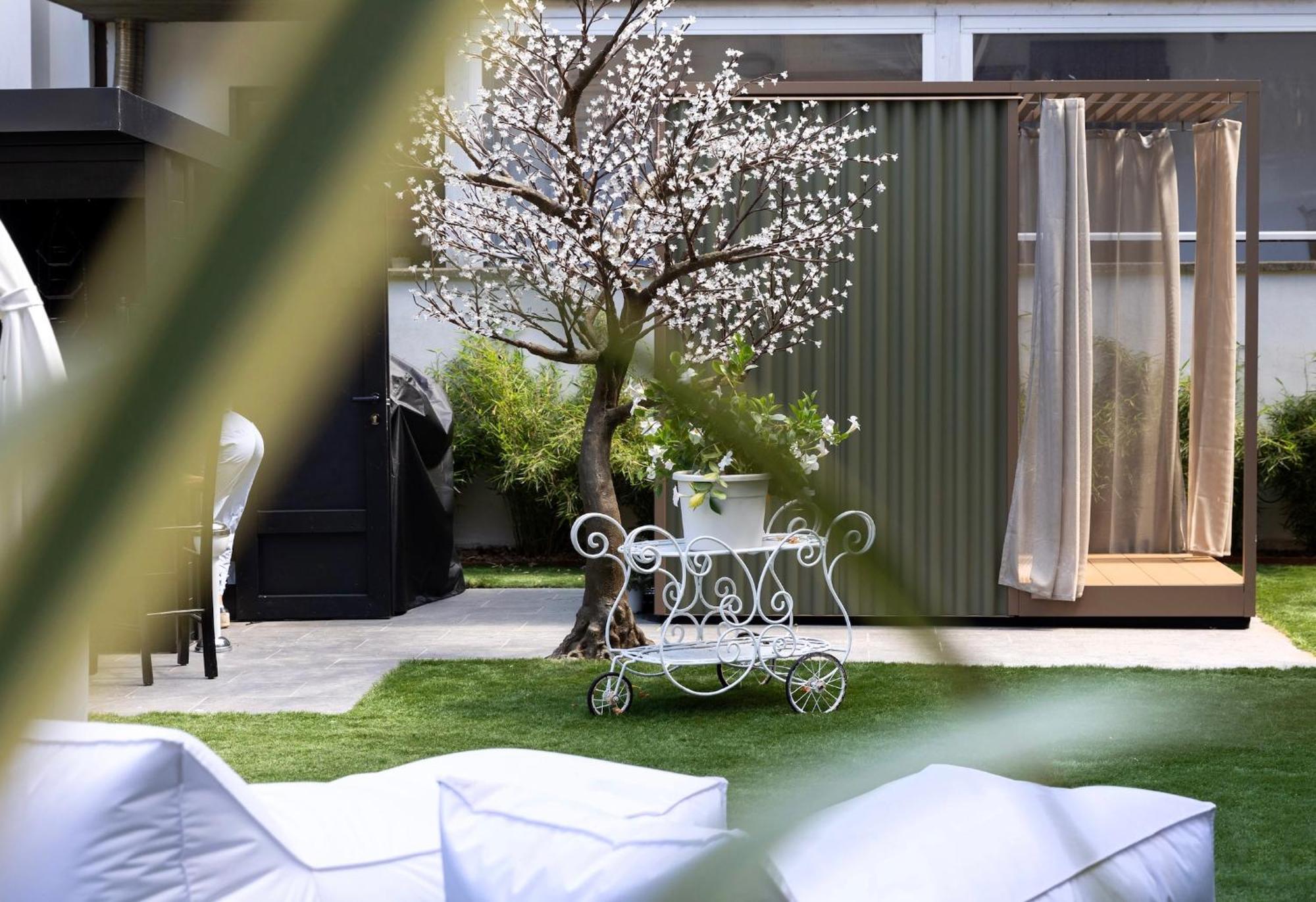 Villa Monti Suites&Aparts Cesenatico Eksteriør billede