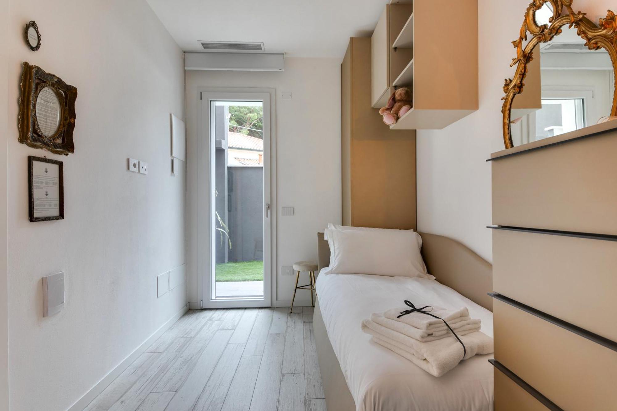 Villa Monti Suites&Aparts Cesenatico Eksteriør billede